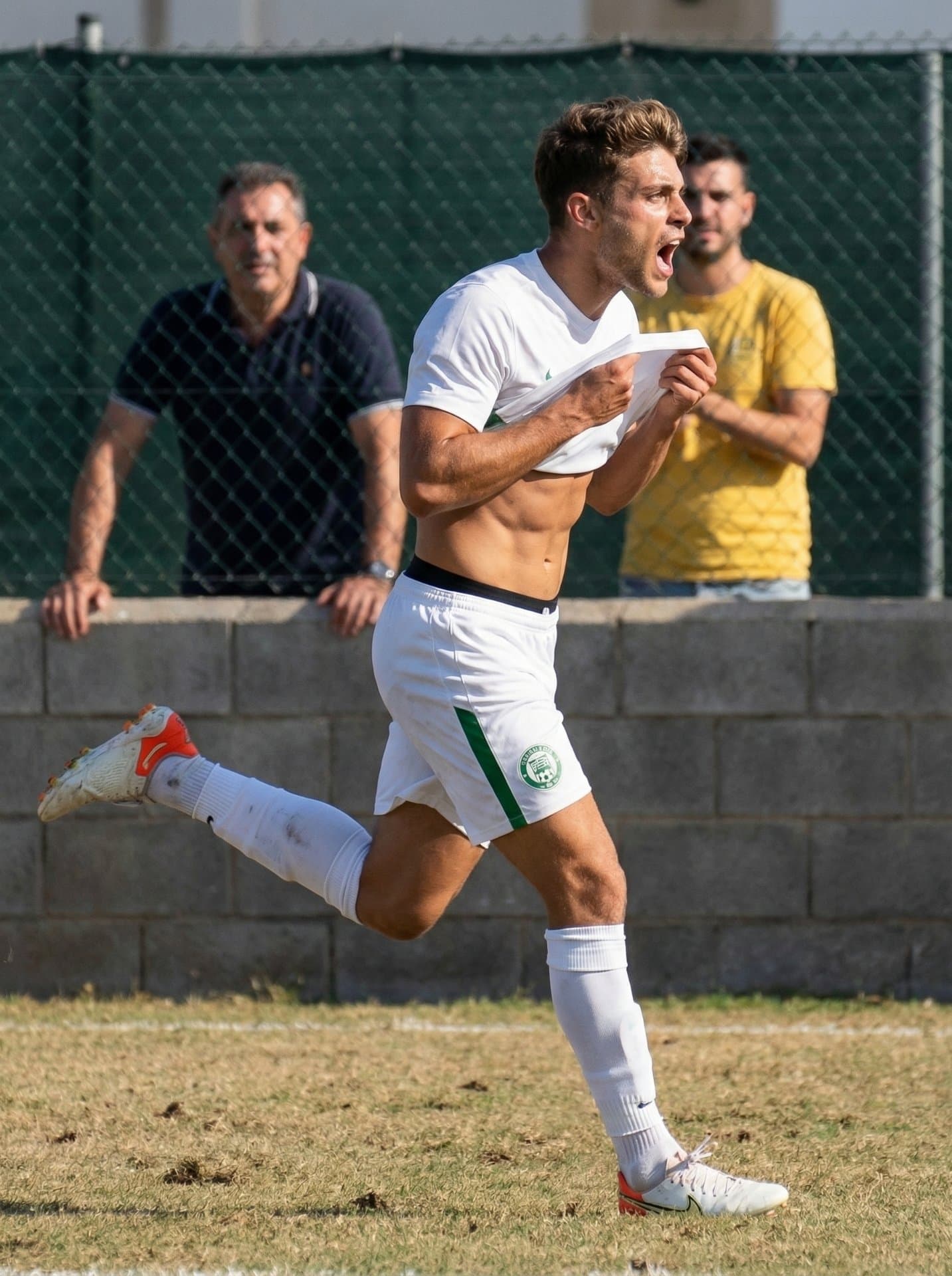 Realistic Footballer Post